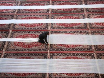 عکس/زائران حرم مطهر بانوی کرامت در اولین روز ماه مبارک رمضان 
