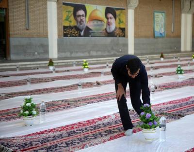 عکس/زائران حرم مطهر بانوی کرامت در اولین روز ماه مبارک رمضان 