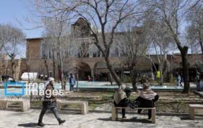 گردشگران نوروز در خانه‌های تاریخی سنندج
