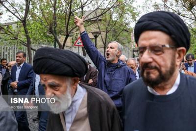 تشییع پیکر مرحوم حاج شیخ حسینعلی نیری/ عکس