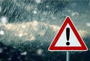 سیل راه منجیل به علی آباد و طارم را مسدود کرد