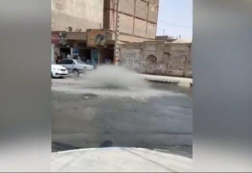 فوران چاه فاضلاب در زابل /فیلم