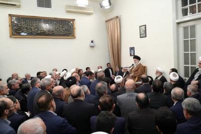 رهبر انقلاب در دیدار مسئولان ارشد سه قوه / عکس