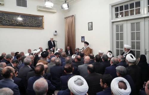 رهبر انقلاب در دیدار مسئولان ارشد سه قوه / عکس