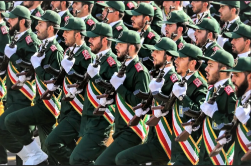 سپاه؛ فرزند انقلاب | سبزپوشانی که پاسدار حریم ملت هستند + اینفوگرافیک