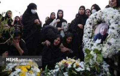 تشییع پیکر جانباخته حادثه بندر شهید رجایی 