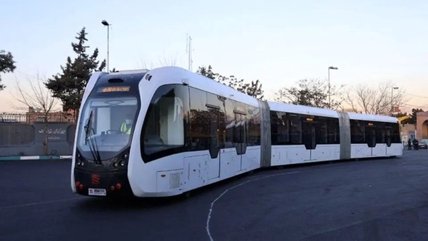 ورود ۵۳ رام تراموای چرخ لاستیکی