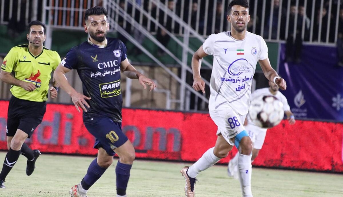  حواشی جالب در بازی استقلال و چادرملو 