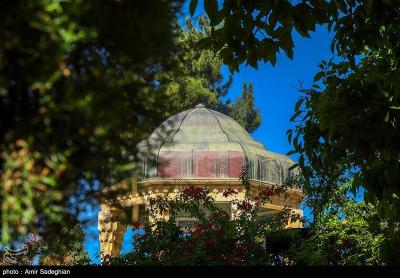 بمناسبت ۱۵ اردیبهشت روز شیراز 