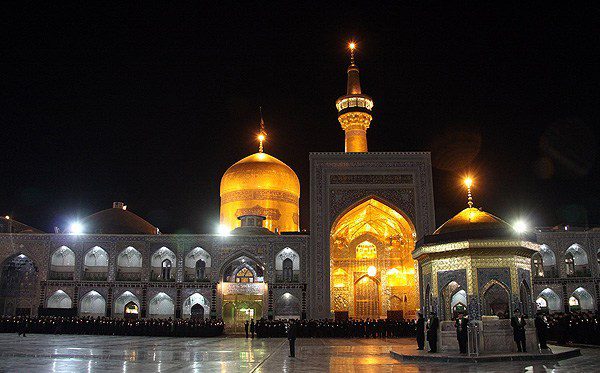 ویدیویی از گل آرایی قطعه‌ای از بهشت