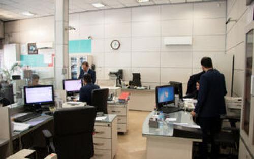 ساعت کار جدید؛ راهکار مدیریت انرژی یا دردسر جدید برای کارمندان؟