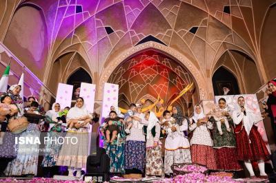  آیین ملی گل غلتان کاشان 