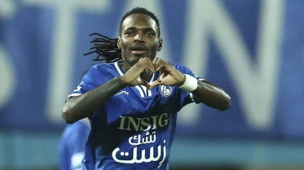ستاره استقلال پرسپولیس را انتخاب کرد
