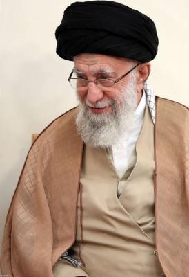  دیدار رهبر انقلاب با دست‌اندرکاران کنگره‌ شهدای امدادگر 