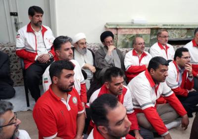  دیدار رهبر انقلاب با دست‌اندرکاران کنگره‌ شهدای امدادگر 