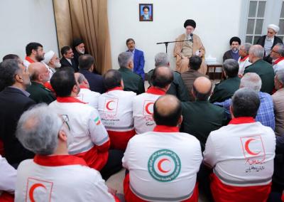  دیدار رهبر انقلاب با دست‌اندرکاران کنگره‌ شهدای امدادگر 