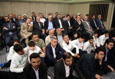  دیدار جمعی از معلمان سراسر کشور با رهبر انقلاب / عکس