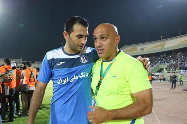خب رخوش به هوادران پرسپولیس:ستاره جنجالی استقلال دریک قدمی پرسپولیس/بمب استقلال در حال مذاکره با پرسپولیس/تیرخلاص ستاره استقلال به منصوریان واستقلال