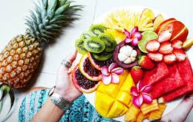  چه خوراکی‌هایی آب بدن را زیاد می‌کنند؟ 