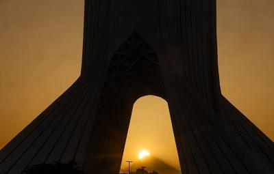  طلوع خورشید بر فراز دماوند 