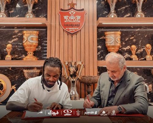 خرید جدید پرسپولیس ایران را ترک کرد