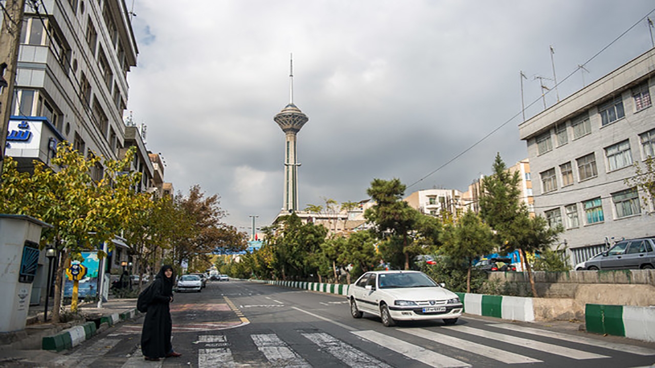 کاهش دمای هوای تهران و احتمال رگبار 
