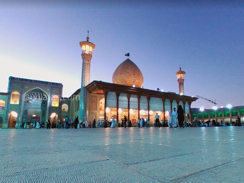 وزیر امور خارجه در حرم شاهچراغ(ع) 