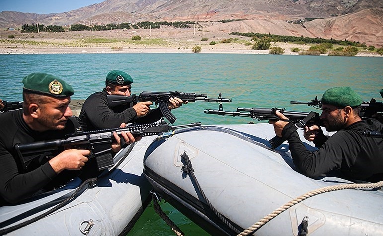 تکاوران نیروی دریایی ارتش جمهوری اسلامی ایران / عکس تکاوران نیروی دریایی ارتش جمهوری اسلامی ایران / عکس