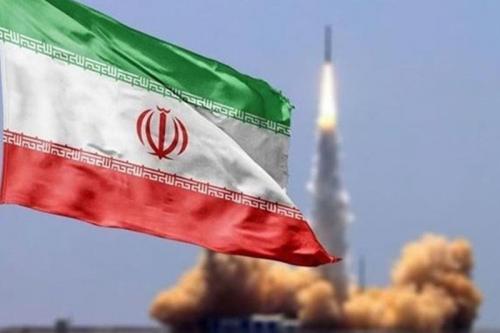 قدرت ایران مایه عقب نشینی آمریکا در مذاکرات + فیلم