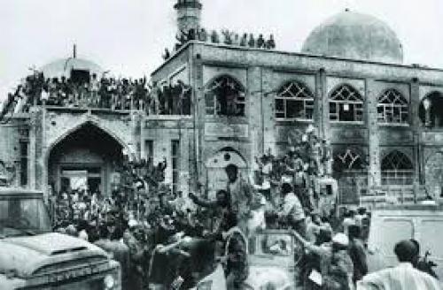 پوتین نحس بعث به دستان او پاک شد
