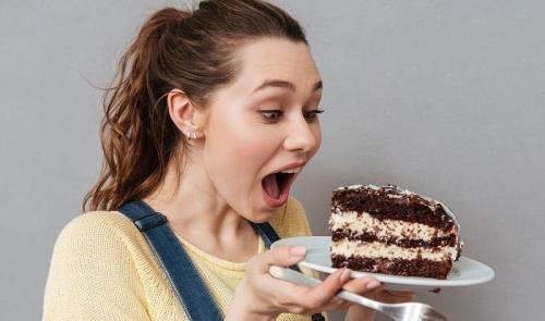  میل شدید به شیرینی پس از هر وعده غذایی