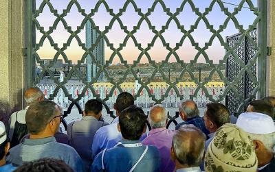  تصاویر خیره کننده از قبرستان بقیع 