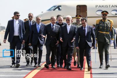 : استقبال رسمی از نخست‌وزیر پاکستان 