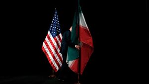  وقتی جامعه‌شناس کم‌سواد تحلیل سیاسی هم در می‌کند!