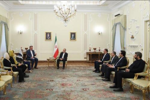 زورگویی در قاعده گفت‌وگو نمی‌گنجد