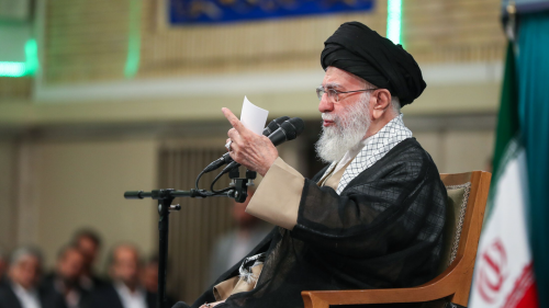  آیت‌الله خامنه‌ای و چالش ترمیدور