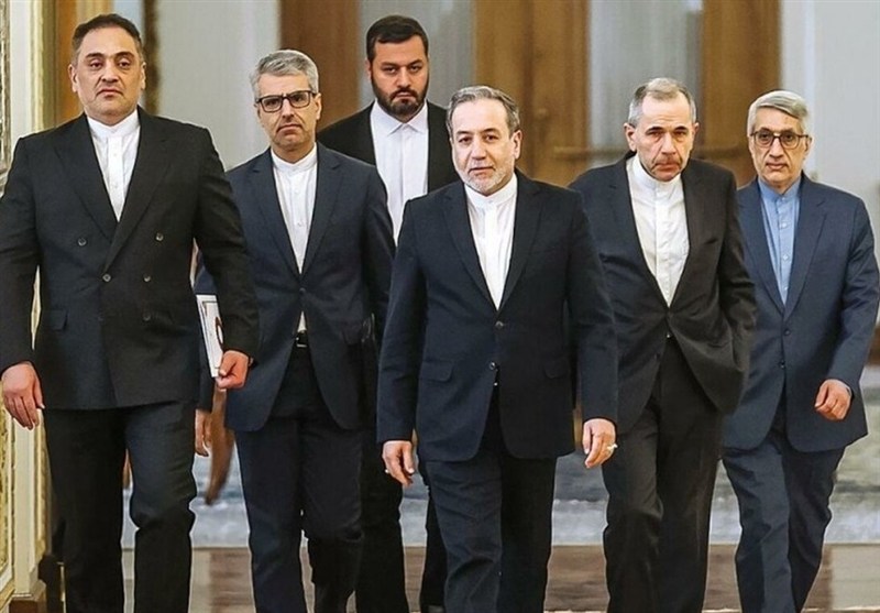 سه عامل مؤثر بر ثبات قدم تیم مذاکرات هسته‌ای ایران 