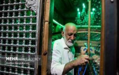 تصاویر غبارروبی حرم حضرت عبدالعظیم(ع) 