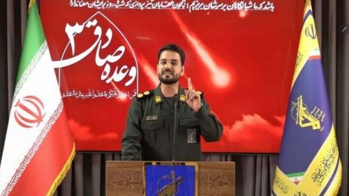 سرهنگ ایمان تاجیک سخنگوی عملیات وعده صادق ۳ شد 