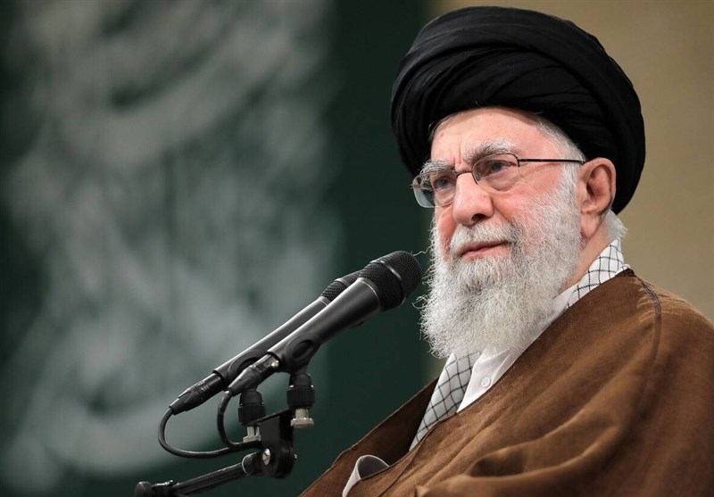 آمریکایی‌ها بدانند ملت ایران تسلیم‌شدنی نیست/ ورود نظامی آمریکا در این میدان بدون تردید موجب صدمه جبران‌ناپذیر برای آنها خواهد شد/ کسی را تهدید کنید که از تهدید کردن بترسد +فیلم