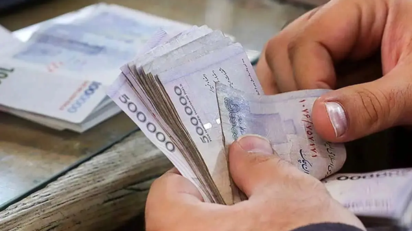 حقوق خرداد همه کارمندان دولت پرداخت شد