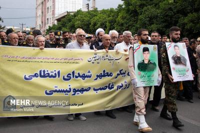 تشییع پیکر پاک سه شهید نیروی انتظامی درگرگان / عکس
