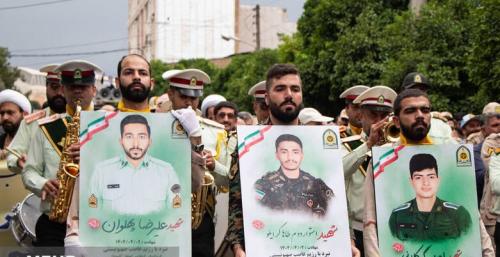 تشییع پیکر پاک سه شهید نیروی انتظامی درگرگان / عکس