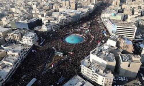 روایتگری توئیتری‌ها از مراسم تشییع شهدای اقتدار 