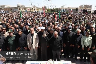  خاکسپاری پیکر سردار شهید علی شادمانی /عکس