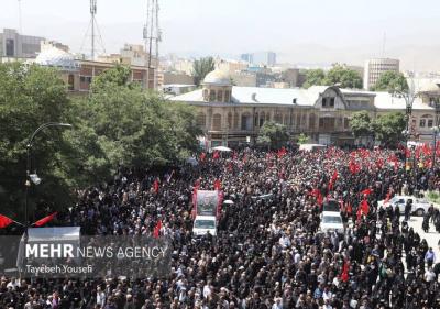  خاکسپاری پیکر سردار شهید علی شادمانی /عکس