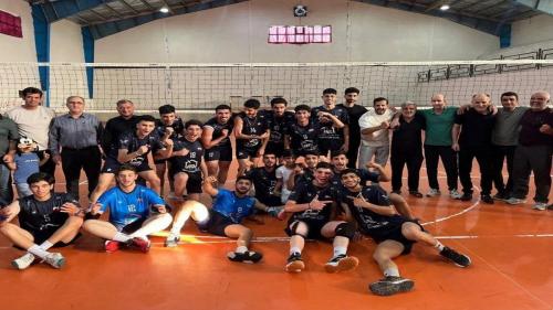 فینالیست های لیگ والیبال جوانان مازندران 