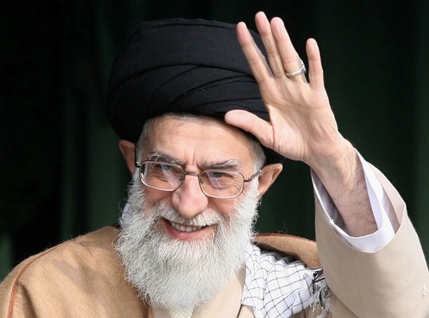 واکنش‌ها در فضای مجازی به حضور رهبر معظم انقلاب در حسینیه امام خمینی