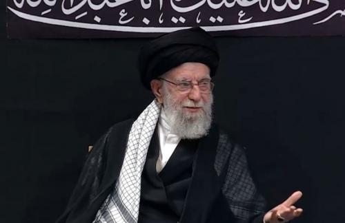 خورشید در میانه آن شب طلوع کرد 