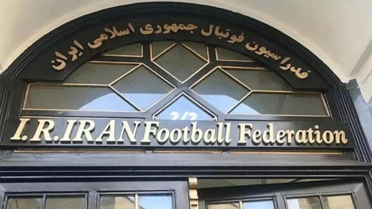 سکوت فدراسیون فوتبال 